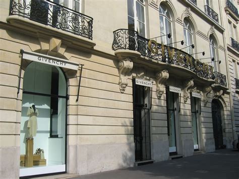 givenchy paris 3 avenue george v75008 france|hubert de givenchy.